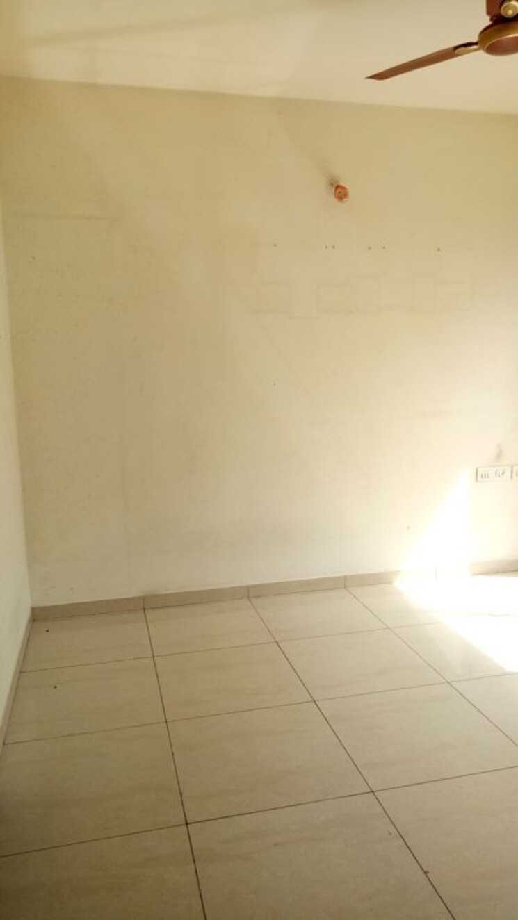 Room, mahindra-antheia 1 Bedroom 750 Sq.Ft. Apartment In Pimpri Pune 9819288