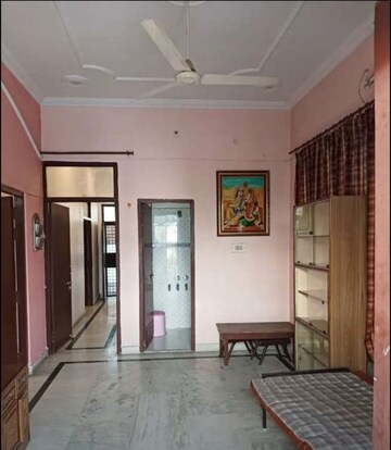 Living Room in 2 BHK Apartment at Hazratganj – for Rent