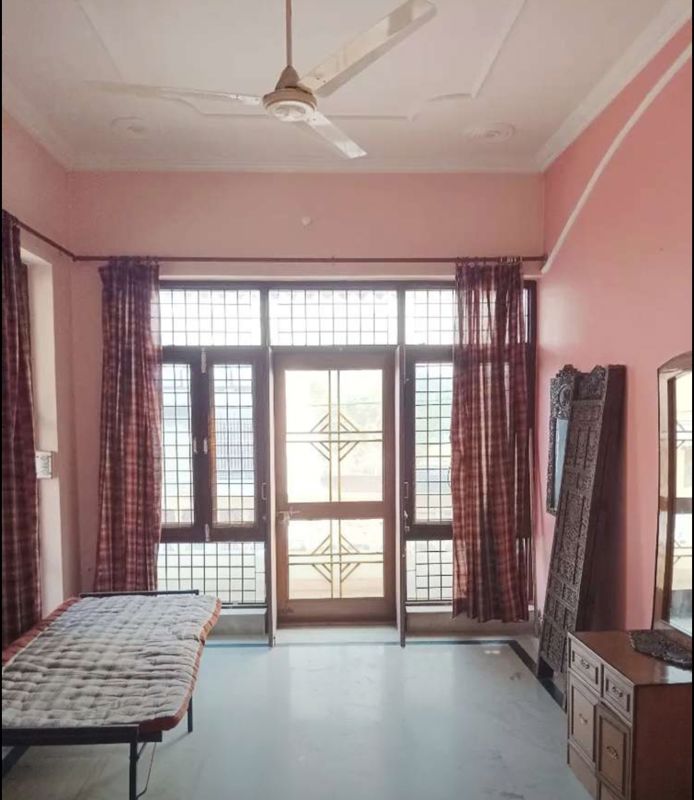 2 BHK Apartment For Rent in Hazratganj