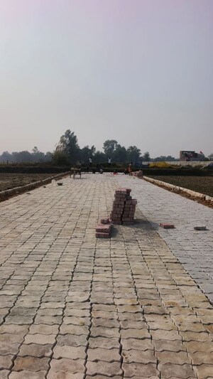  Plot – Exterior View View at Rohania - for Sale