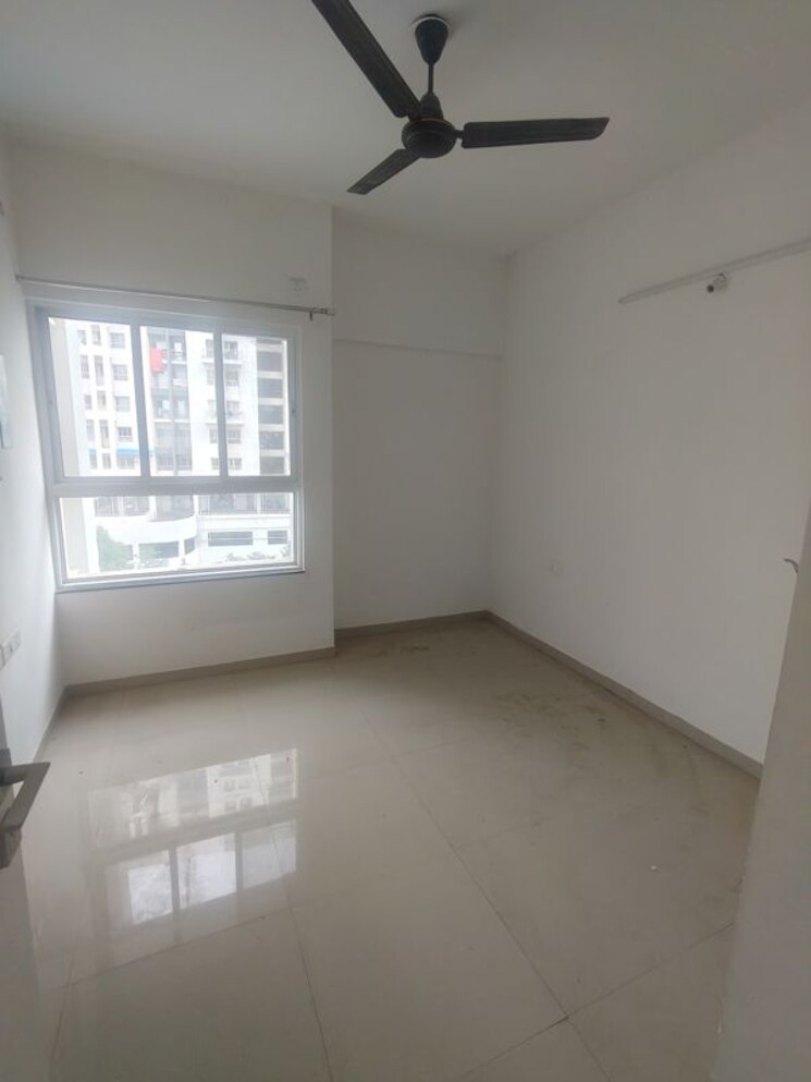 Room, godrej-greens 2 Bedroom 563 Sq.Ft. Apartment In Undri Pune 9819347