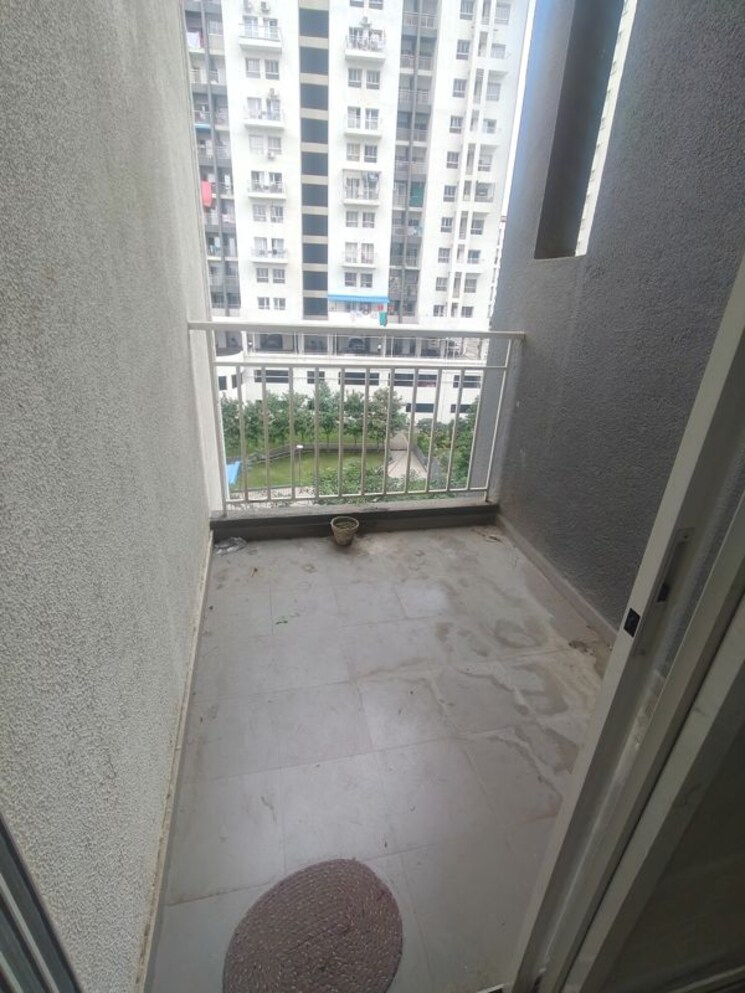 Balcony, godrej-greens 2 Bedroom 563 Sq.Ft. Apartment In Undri Pune 9819347
