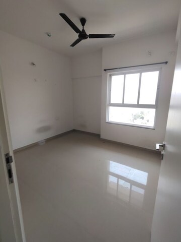 Room in 2 BHK Apartment at Godrej Greens, Undri – for Rent