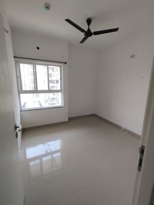 Room in 2 BHK Apartment at Godrej Greens, Undri – for Rent