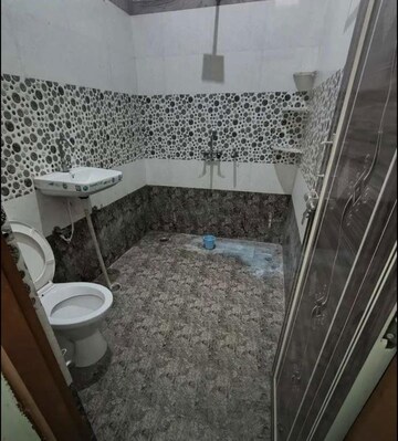 Balcony in 2 BHK Independent House at Kamta – for Rent