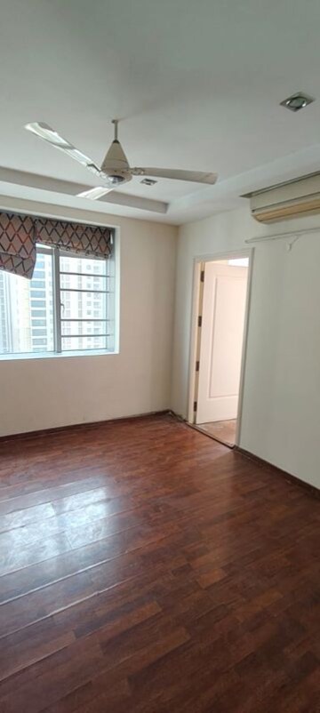 Room in 3 BHK Apartment at Lanco Hills Apartments, Manikonda – for Sale