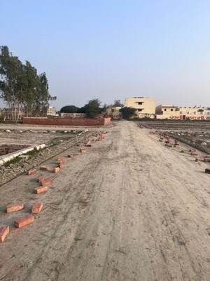  Plot For Sale in Rohania