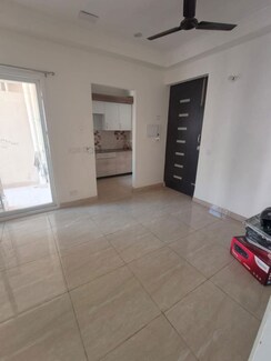 2 BHK Apartment For Rent in Gaur City 7th Avenue