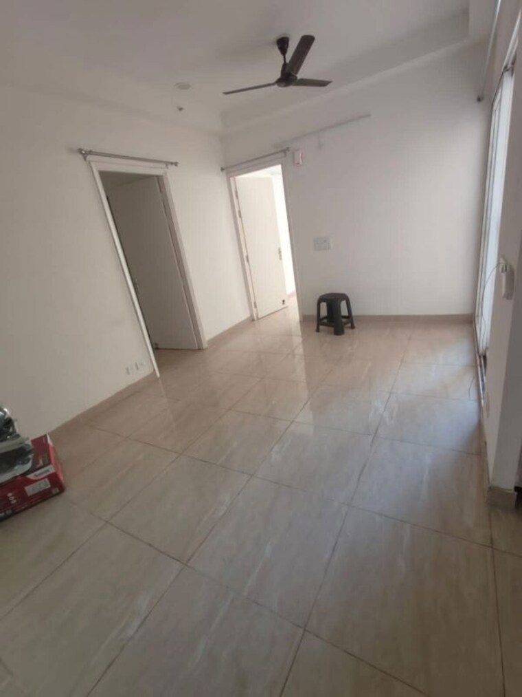 Room, gaur-city-7th-avenue 2 Bedroom 1075 Sq.Ft. Apartment In Sector 4 Greater Noida Greater Noida 9819383