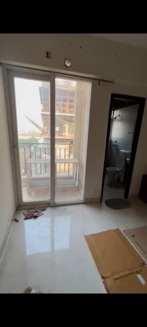 Room in 2 BHK Apartment at Signature The Serenas, Sohna Sector 36 – for Rent