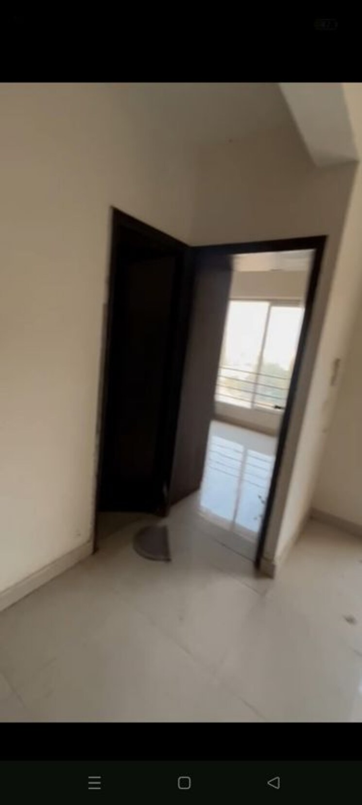 Room, signature-the-serenas 2 Bedroom 724 Sq.Ft. Apartment In Sohna Sector 36 Gurgaon 9819388