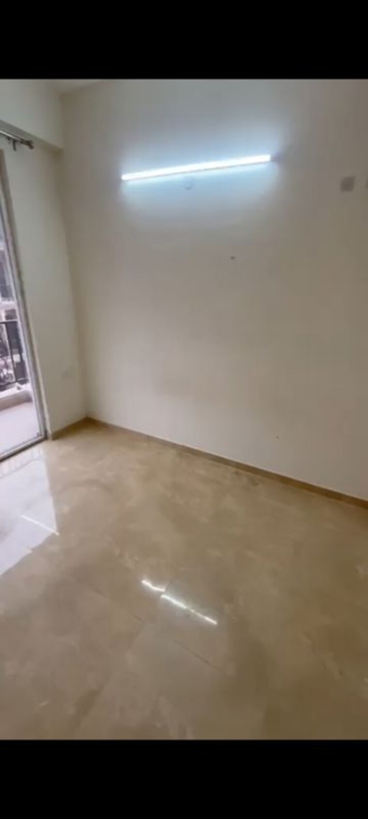 Room, signature-global-park-4-and-5 3 Bedroom 1120 Sq.Ft. Apartment In Sohna Sector 36 Gurgaon 9819394