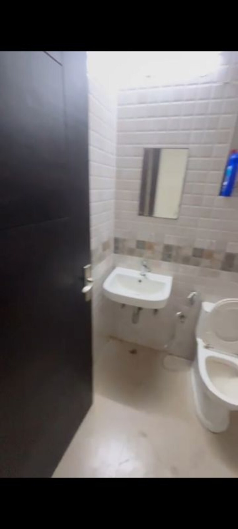 Bathroom, signature-global-park-4-and-5 3 Bedroom 1120 Sq.Ft. Apartment In Sohna Sector 36 Gurgaon 9819394