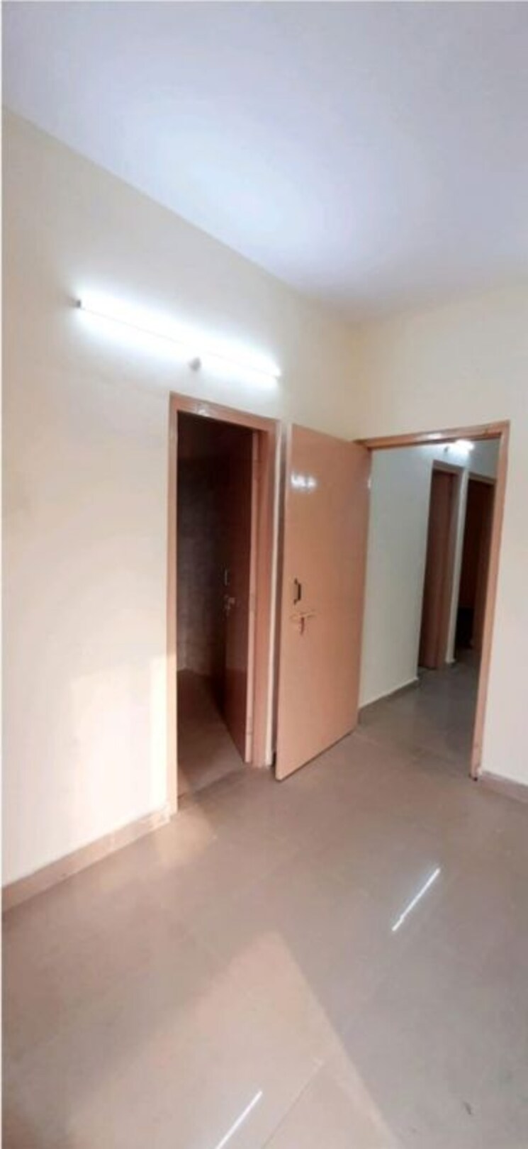 Room, gomti nagar 2 Bedroom 1150 Sq.Ft. Apartment In Gomti Nagar Lucknow 9819396