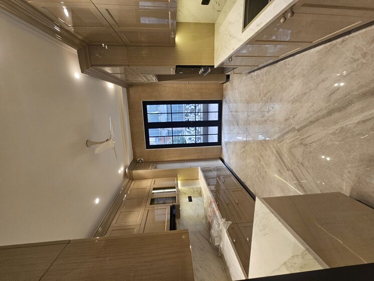 undefined, surajmal vihar 3 Bedroom 287 Sq.Yd. Builder Floor In Surajmal Vihar Delhi 9819403