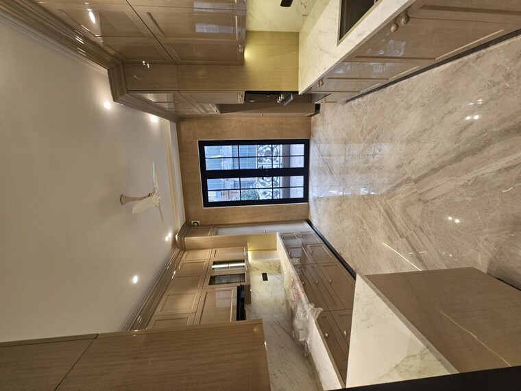 undefined, surajmal vihar 3 Bedroom 287 Sq.Yd. Builder Floor In Surajmal Vihar Delhi 9819403