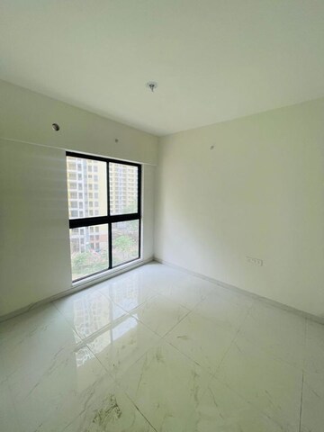 Room in 2 BHK Apartment at Runwal Gardens Phase 3, Dombivli East – for Rent