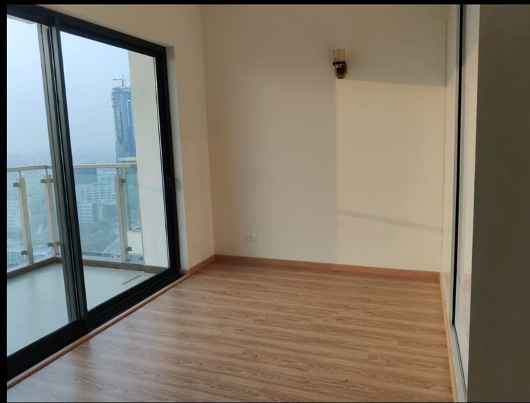 Room, m3m-latitude 3 Bedroom 2500 Sq.Ft. Apartment In Sector 65 Gurgaon 9819419