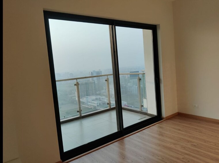 Room, m3m-latitude 3 Bedroom 2500 Sq.Ft. Apartment In Sector 65 Gurgaon 9819419