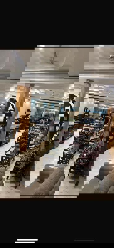 4 BHK + Servant Room Apartment For Rent in Gaurs Cascades