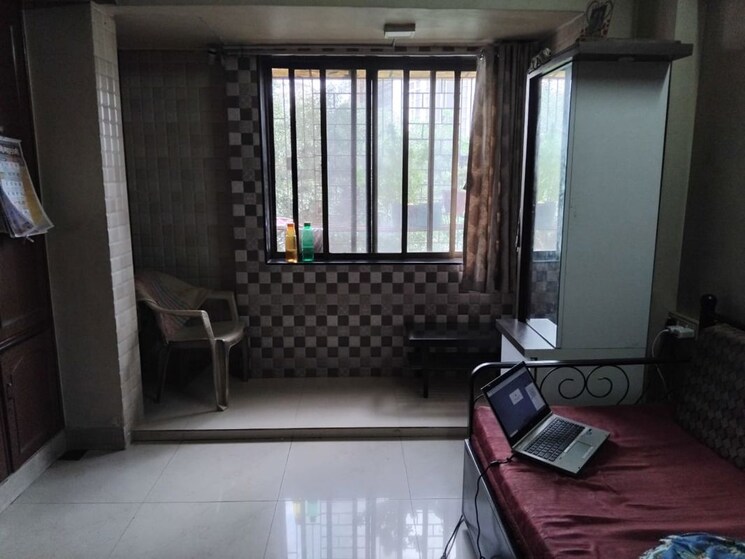 Living Room, chhabhaiya-park 2 Bedroom 650 Sq.Ft. Apartment In Balkum Pada Thane 9408290
