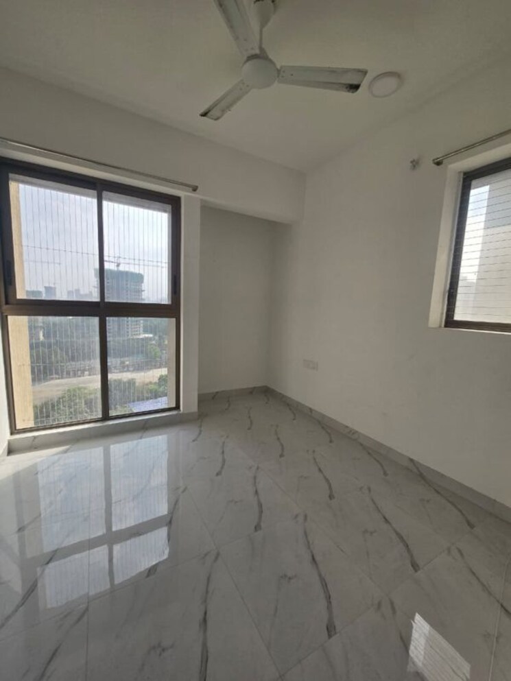 Room, raymond-ten-x-habitat 2 Bedroom 635 Sq.Ft. Apartment In Pokhran Road No Two Thane 9314950