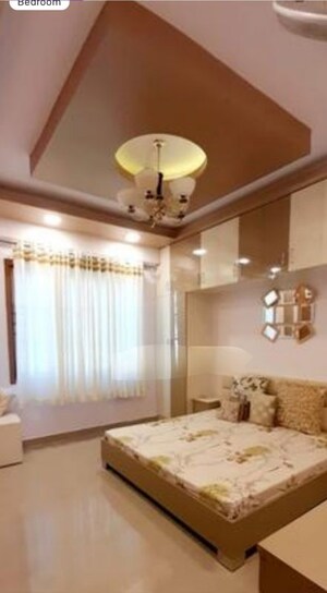 Room in 3 BHK Apartment at Hazratganj – for Rent