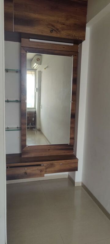 Room in 2 BHK Apartment at Bora Ville, Kharadi – for Sale