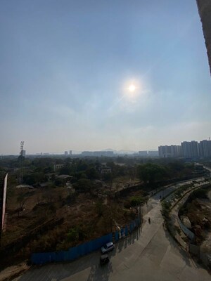 Master Bedroom in 2.5 BHK Apartment at Runwal Gardens Phase 3, Dombivli East – for Rent