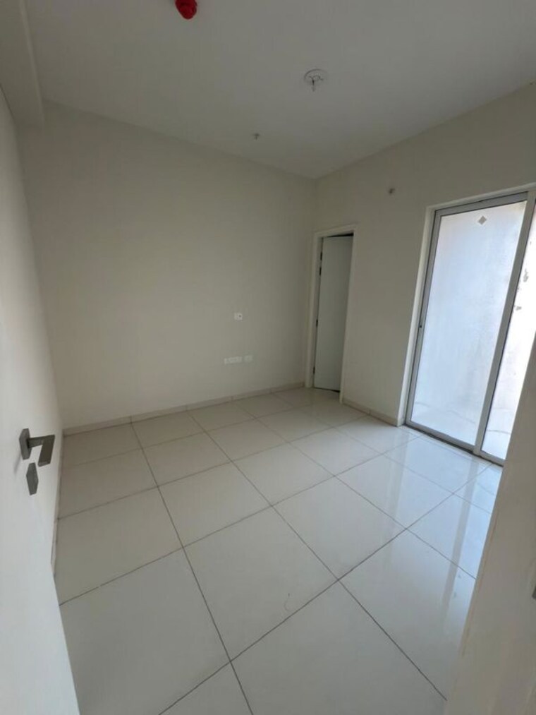 Room, rakshak-nagar-gold 1 Bedroom 560 Sq.Ft. Apartment In Kharadi Pune 9819482