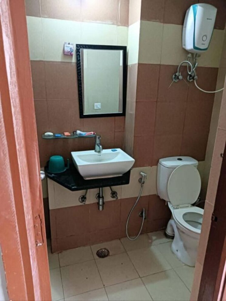 Bathroom, galaxy-north-avenue 2 Bedroom 1060 Sq.Ft. Apartment In Gaur City 1 Greater Noida 9819483