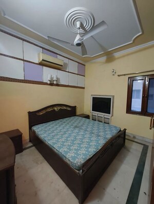 Bedroom in 2 BHK Builder Floor at Masjid Moth – for Rent