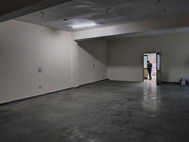 Floor Plan, sector 63 Commercial Warehouse 1600 Sq.Yd. In Sector 63 Noida 9819502