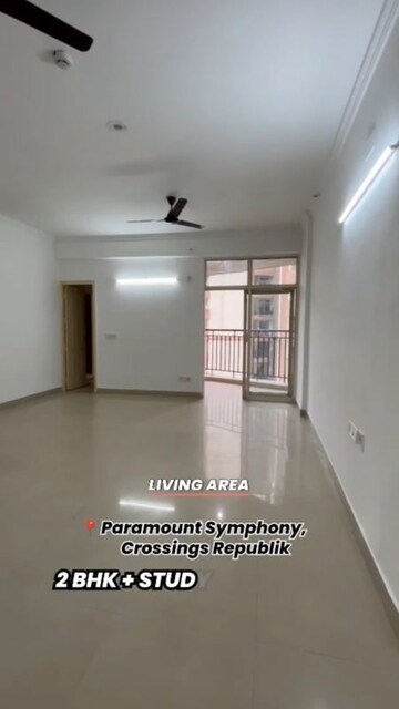 Room in 2.5 BHK Apartment at Paramount Symphony, Sain Vihar – for Sale