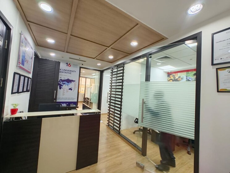 Team Area, nehru place Commercial Office Space 1500 Sq.Ft. In Nehru Place Delhi 9819513