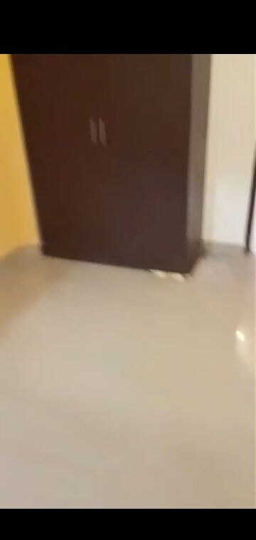 Room in 3 BHK Builder Floor at Mahavir Enclave – for Rent