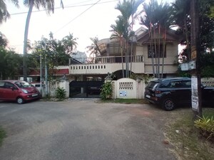  Plot For Sale in Elamkulam