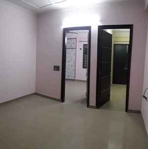 Room in 1 BHK Builder Floor at Sector 39 – for Rent