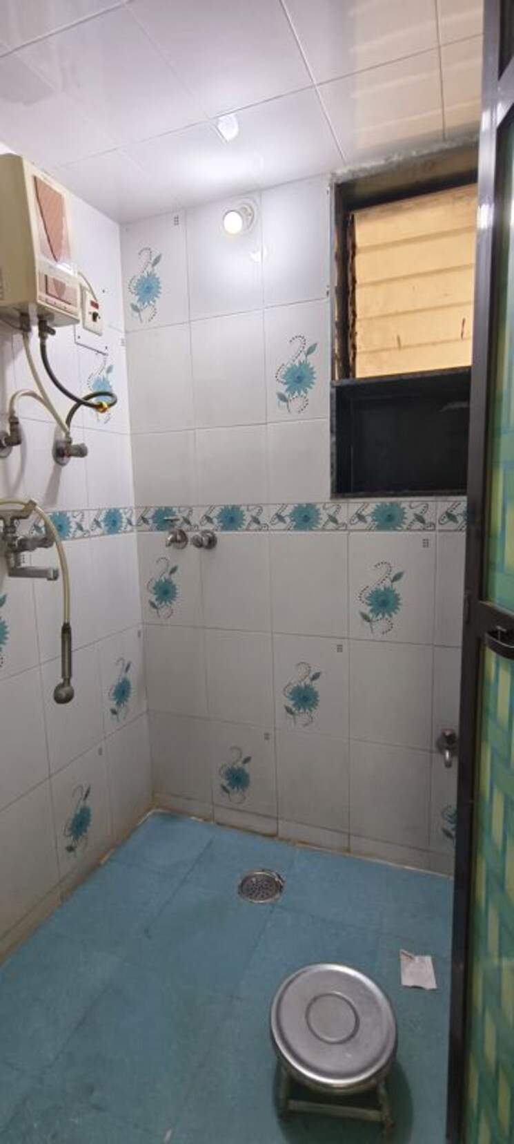 Bathroom, kasturi-plaza 1 Bedroom 500 Sq.Ft. Apartment In Dombivli East Thane 9819543