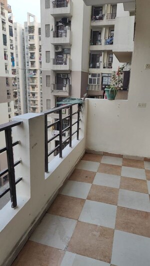 3 BHK Apartment For Rent in Vasu Fortune Residency, Raj Nagar Extension
