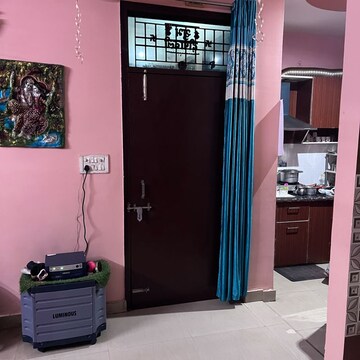 Furnished Amenities in 2 BHK Apartment at Pandav Nagar – for Sale