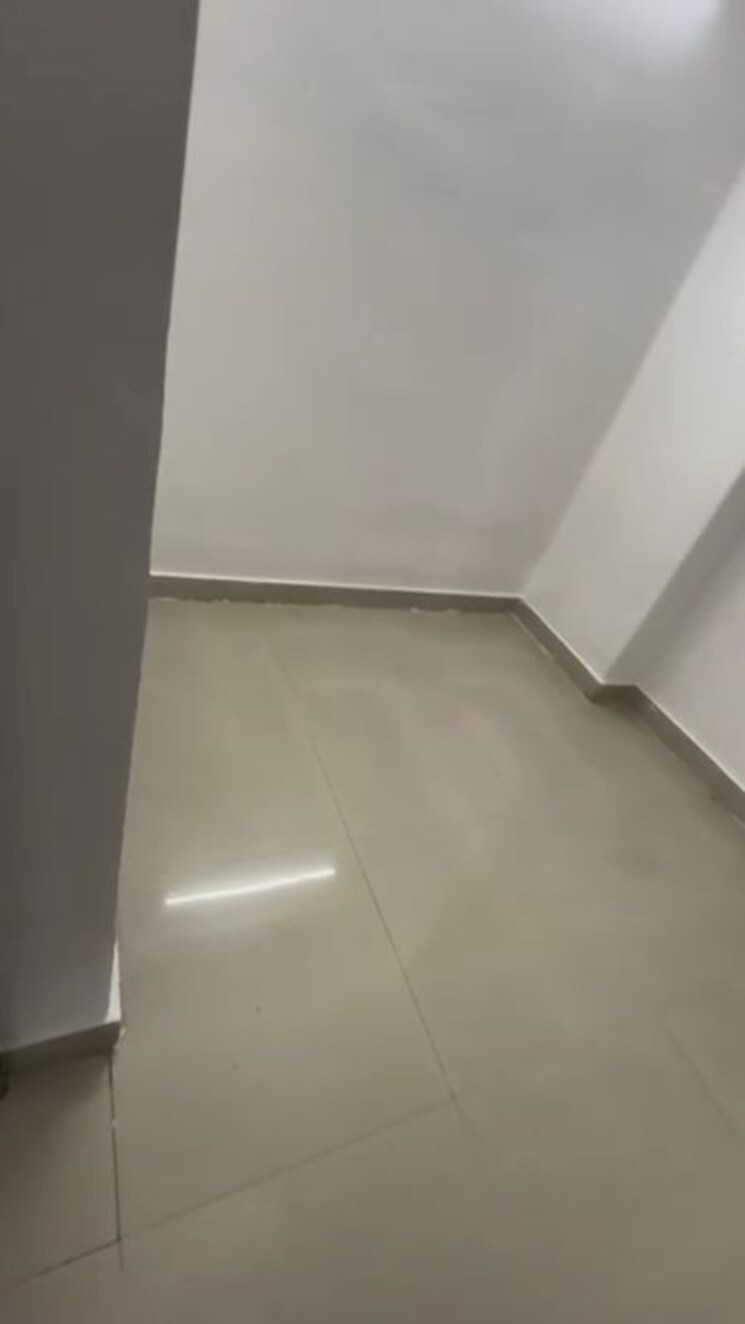 Room, skytech-merion-residency-2 3.5 Bedroom 1750 Sq.Ft. Apartment In Sain Vihar Ghaziabad 9819568