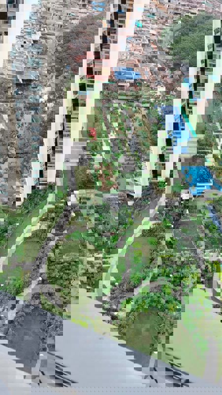 3 BHK + Servant Room 1366 Sq.Ft. Apartment in Oberoi Realty Esquire