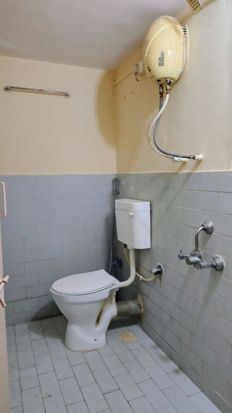 Bathroom, yashodhan-apple-blossom 2 Bedroom 1250 Sq.Ft. Apartment In Bavdhan Pune 9819579