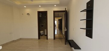 Living Room in 3 BHK Builder Floor at Sector 45 – for Rent