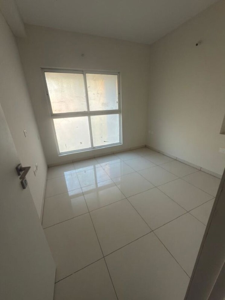 Room, bora-ville 2 Bedroom 900 Sq.Ft. Apartment In Kharadi Pune 9819594