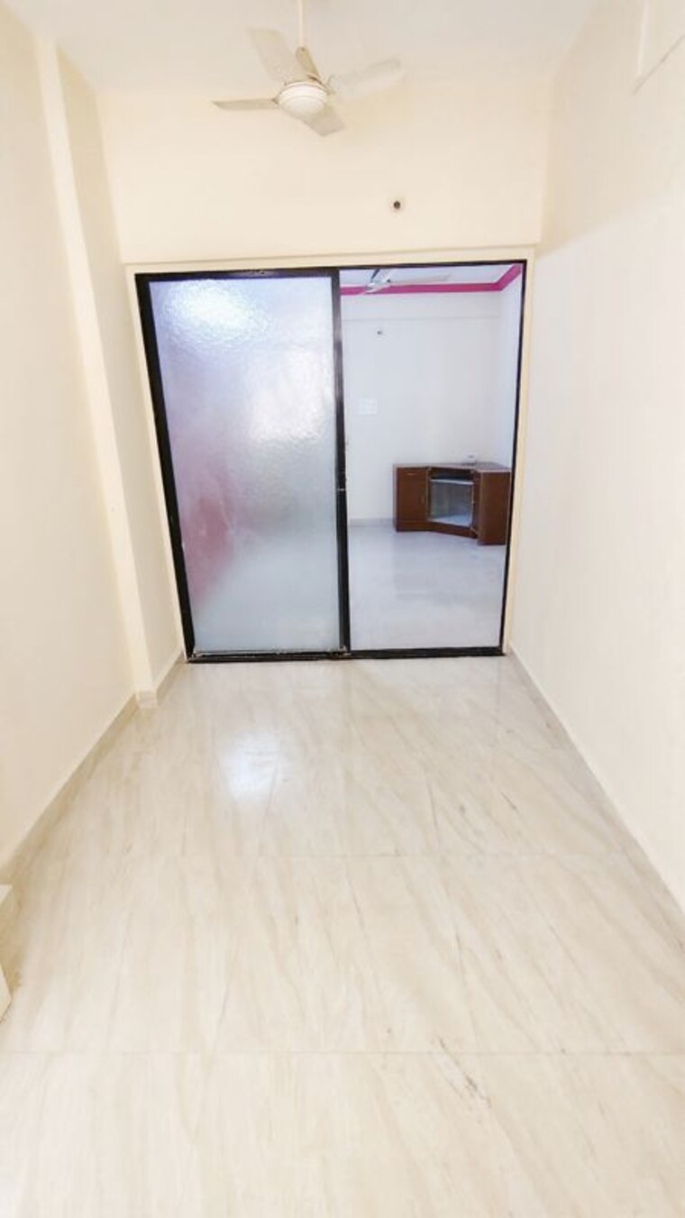 Room, wadgaon sheri 1.5 Bedroom 450 Sq.Ft. Apartment In Wadgaon Sheri Pune 9819604