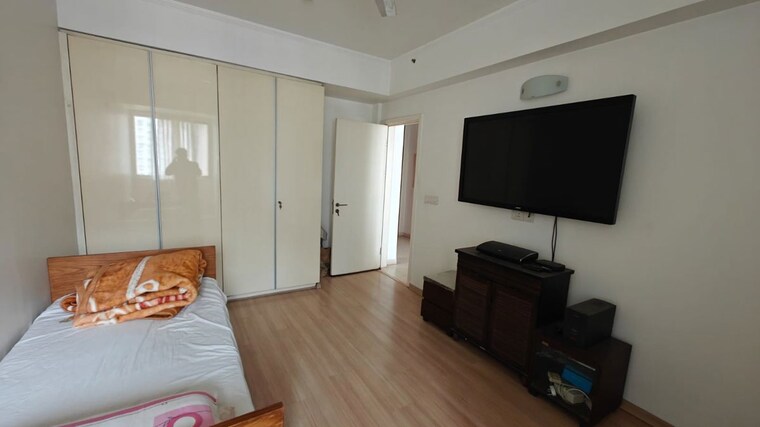 Bedroom, dlf-park-place 3 Bedroom 1975 Sq.Ft. Apartment In Sector 54 Gurgaon 9819620