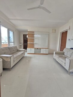 2 BHK + Pooja Room Apartment For Rent in Kondapur