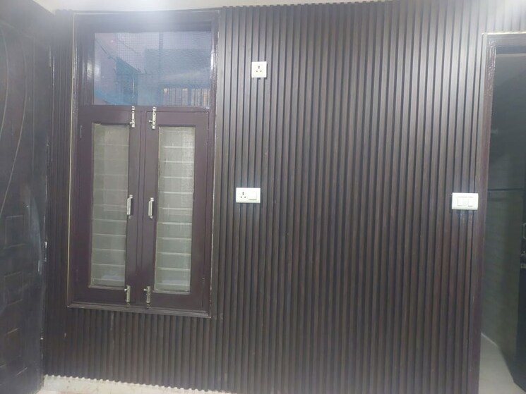 Bathroom, sector 46 2 Bedroom 190 Sq.Yd. Builder Floor In Sector 46 Gurgaon 9819613